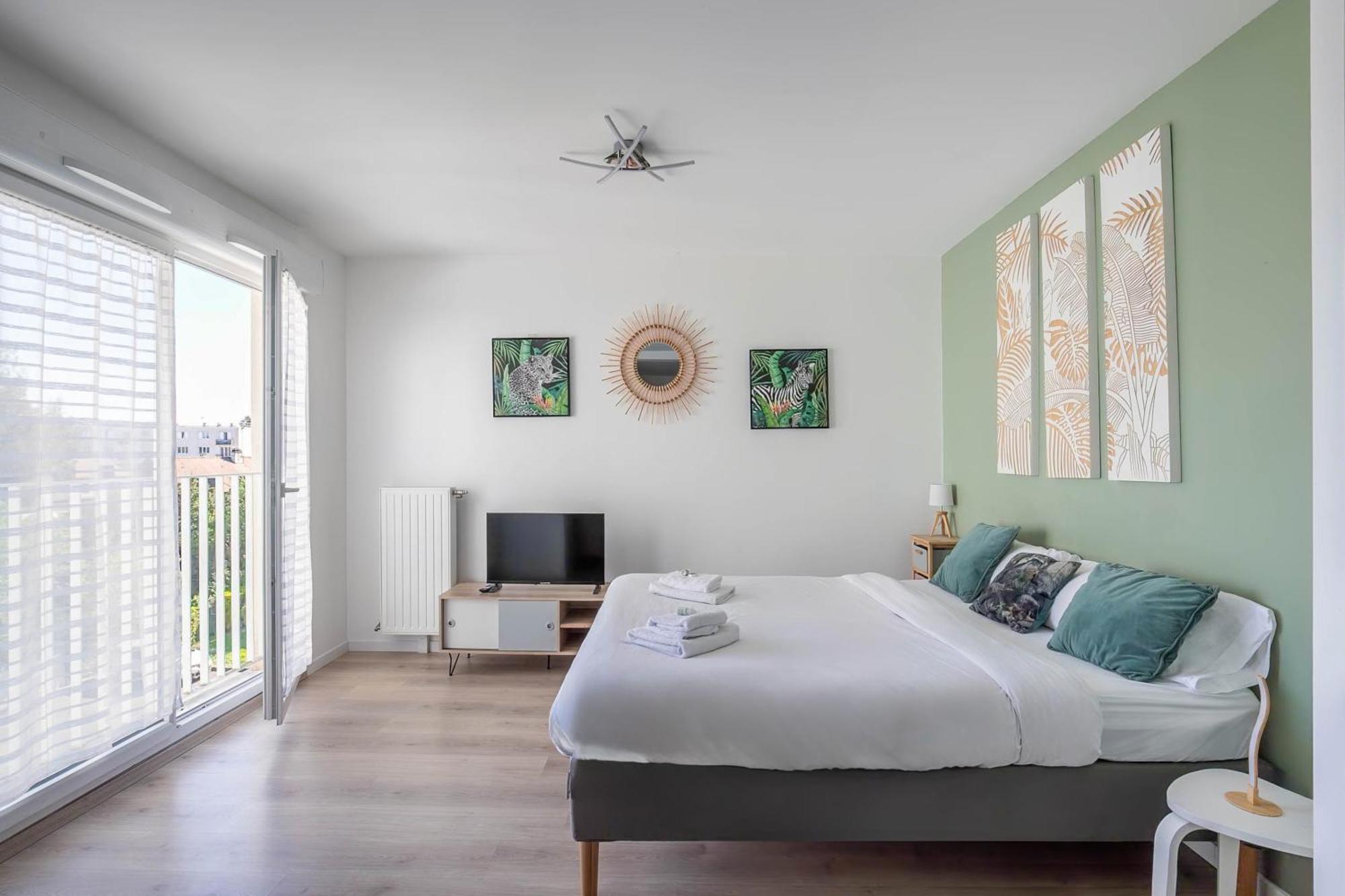Studio 30 M2 Tout Confort - Rer A 3 Min, Acces Paris & Disneyland Вилье-сюр-Марн Экстерьер фото