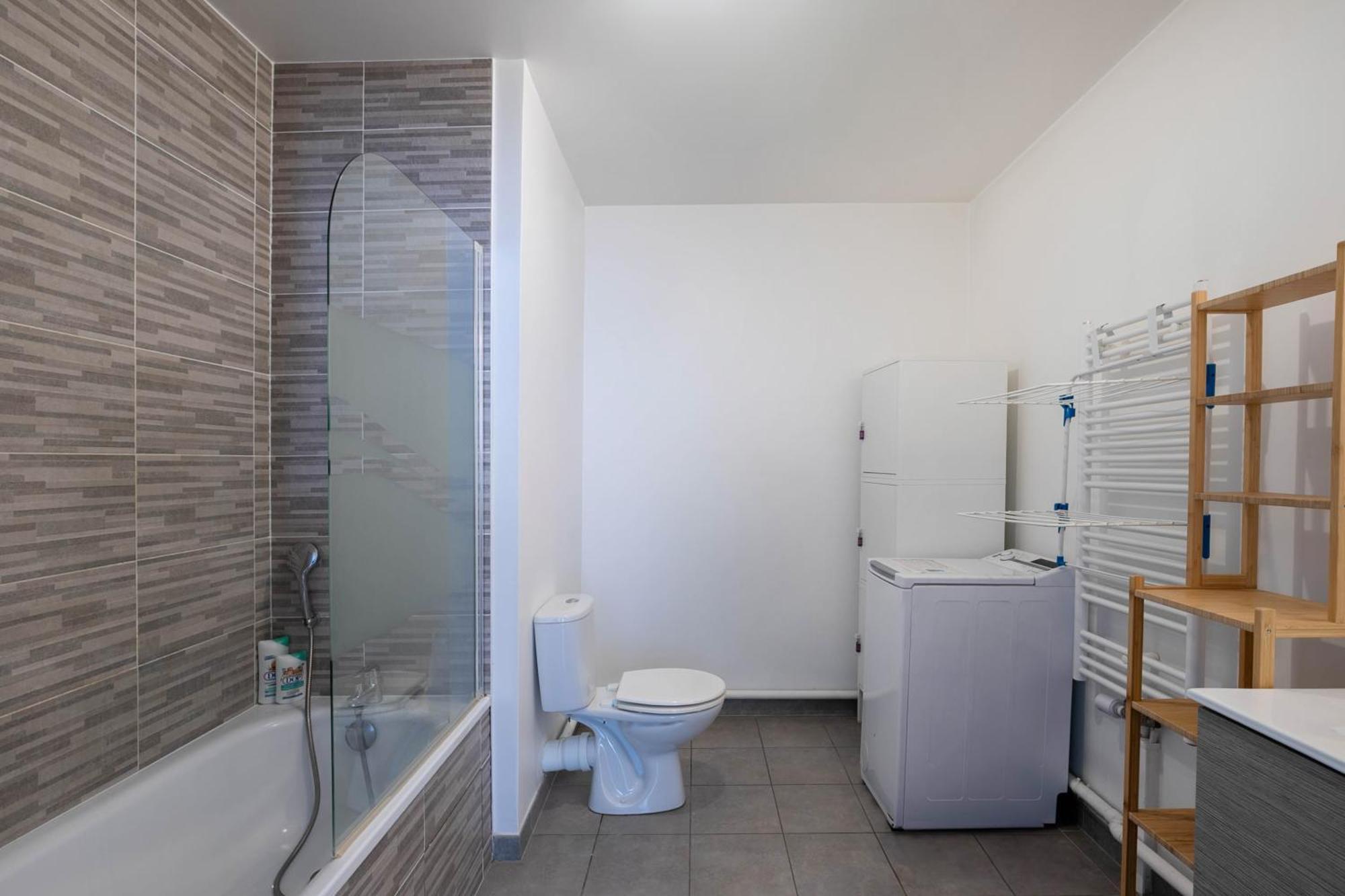 Studio 30 M2 Tout Confort - Rer A 3 Min, Acces Paris & Disneyland Вилье-сюр-Марн Экстерьер фото