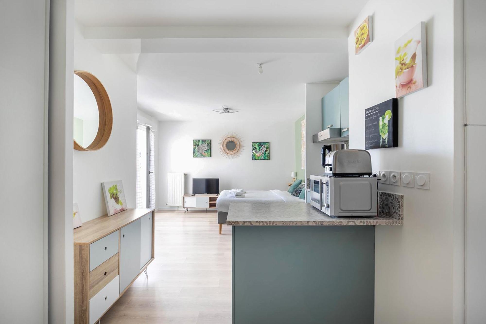 Studio 30 M2 Tout Confort - Rer A 3 Min, Acces Paris & Disneyland Вилье-сюр-Марн Экстерьер фото